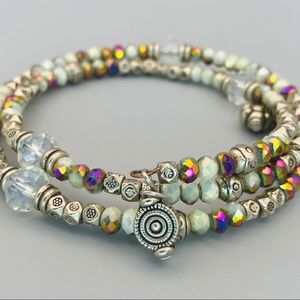 Memory wire crystal beads bracelet